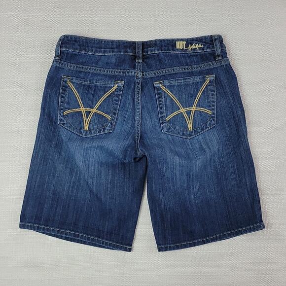Kut from the Kloth Catherine boyfriend denim shorts 2 - Picture 2 of 5